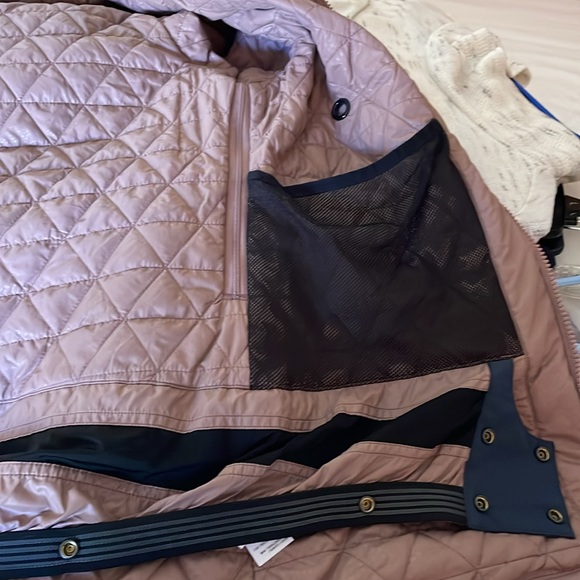 Flylow Ski Jacket - Picture 11 of 14